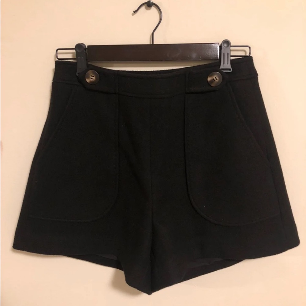 Wool blended shorts